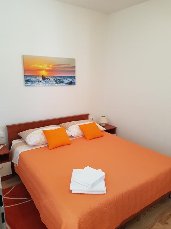Apartment Labin Bagian luar foto