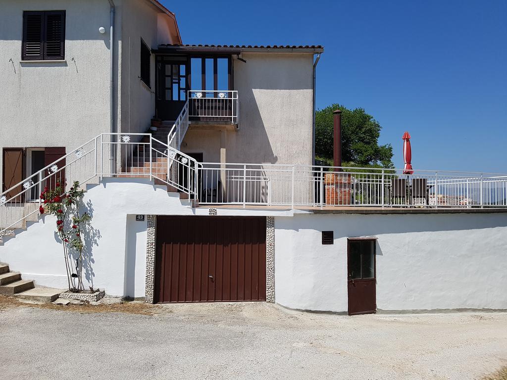 Apartment Labin Bagian luar foto